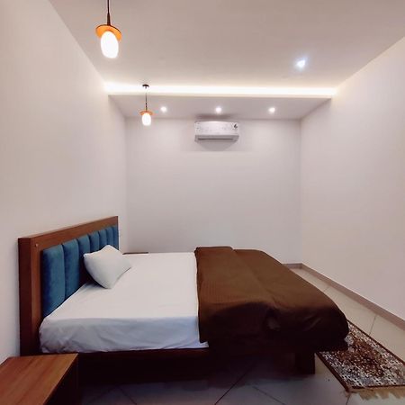 Exoticaholidays Sultan Bathery Εξωτερικό φωτογραφία